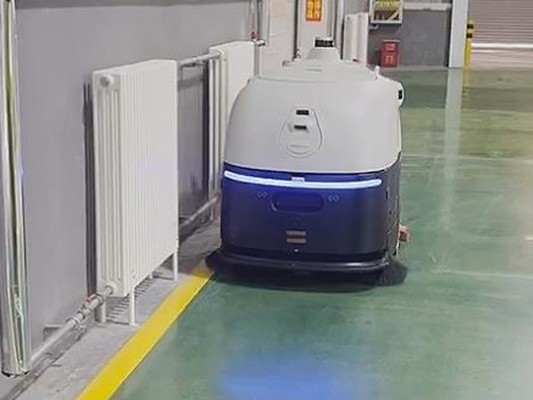 坦力無(wú)人駕駛洗地機(jī)器人來(lái)襲，新能源廠清潔大變身