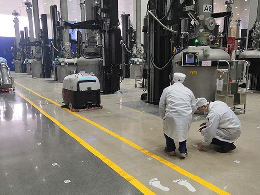 有了坦力工業(yè)無人掃地機器人，招工難？清潔難？不存在